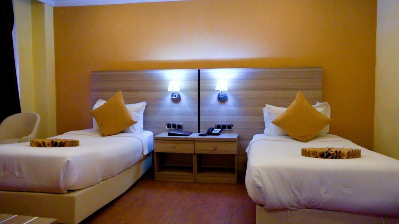 Holiday Hotel Addis Ababa Exterior photo